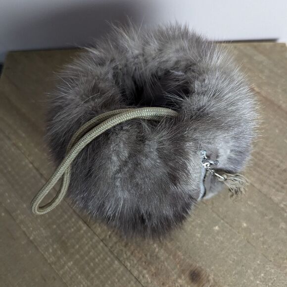 Vintage real fur hand warmer with zip pouch Grey muff - Picture 5 of 7